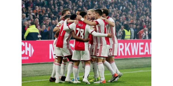 Ajax iz Amsterdama, koji je kontinuirano gajio mnoge izvanredne igrače kroz igru